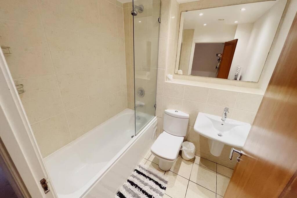 1 Bedroom Centre - Sleeps 4 Free Parking Appartamento *