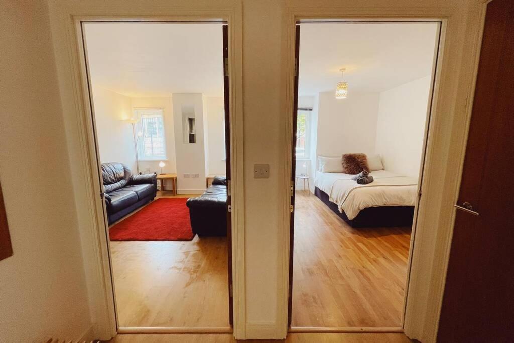 1 Bedroom Centre - Sleeps 4 Free Parking * Newcastle Upon Tyne